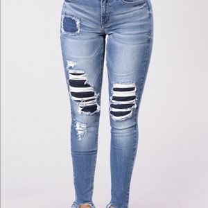 Fashion Nova jeans -NWT size 11...